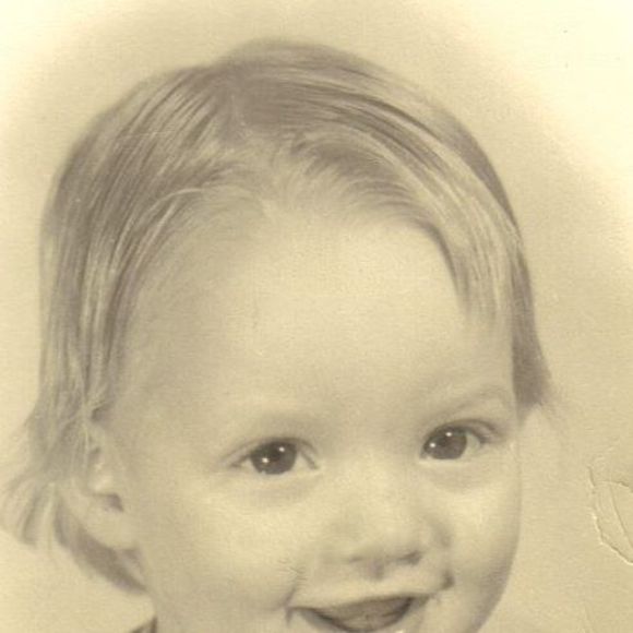 Meet your Posher, Susan - Picture 1 of 1